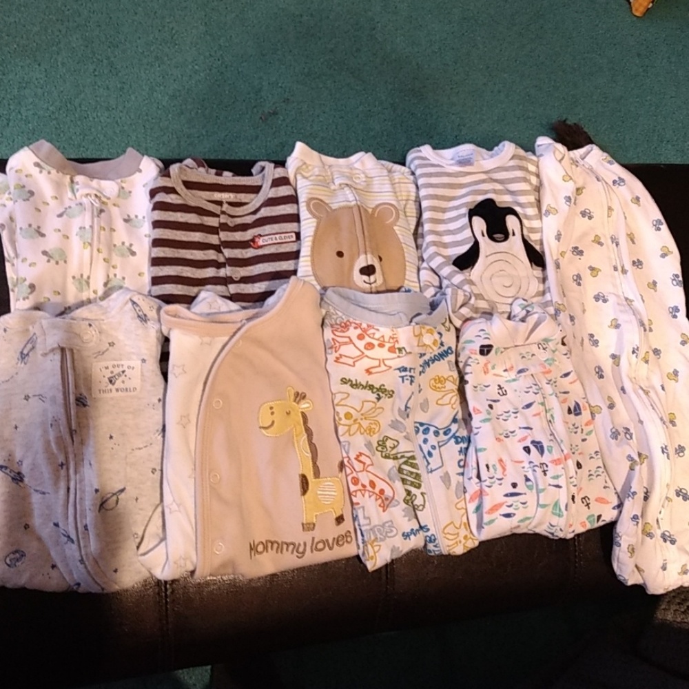 8 Sleepers & 1 Swaddle Set